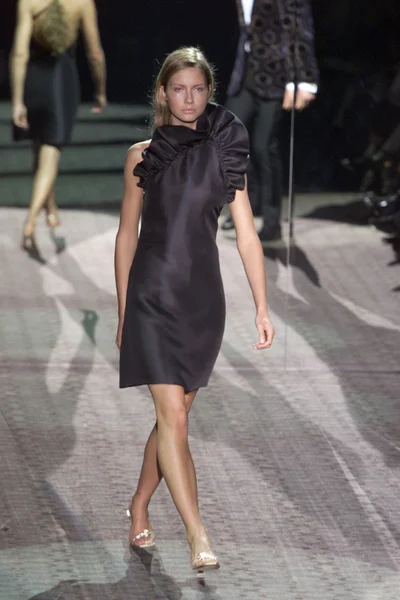 Look 50